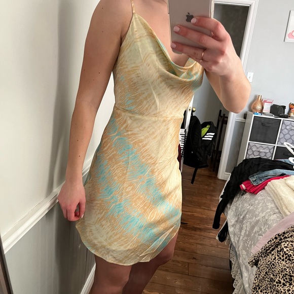 Guess Silk Dress - Picture 3 of 3